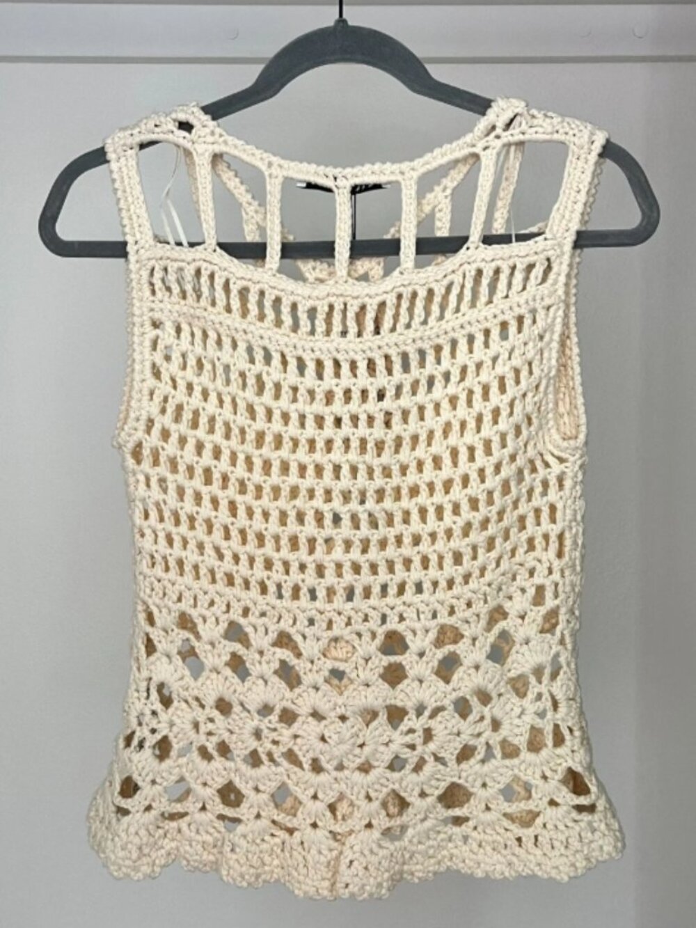 NWT Zara Crochet Limited Edition Top - Size M - Picture 4 of 7